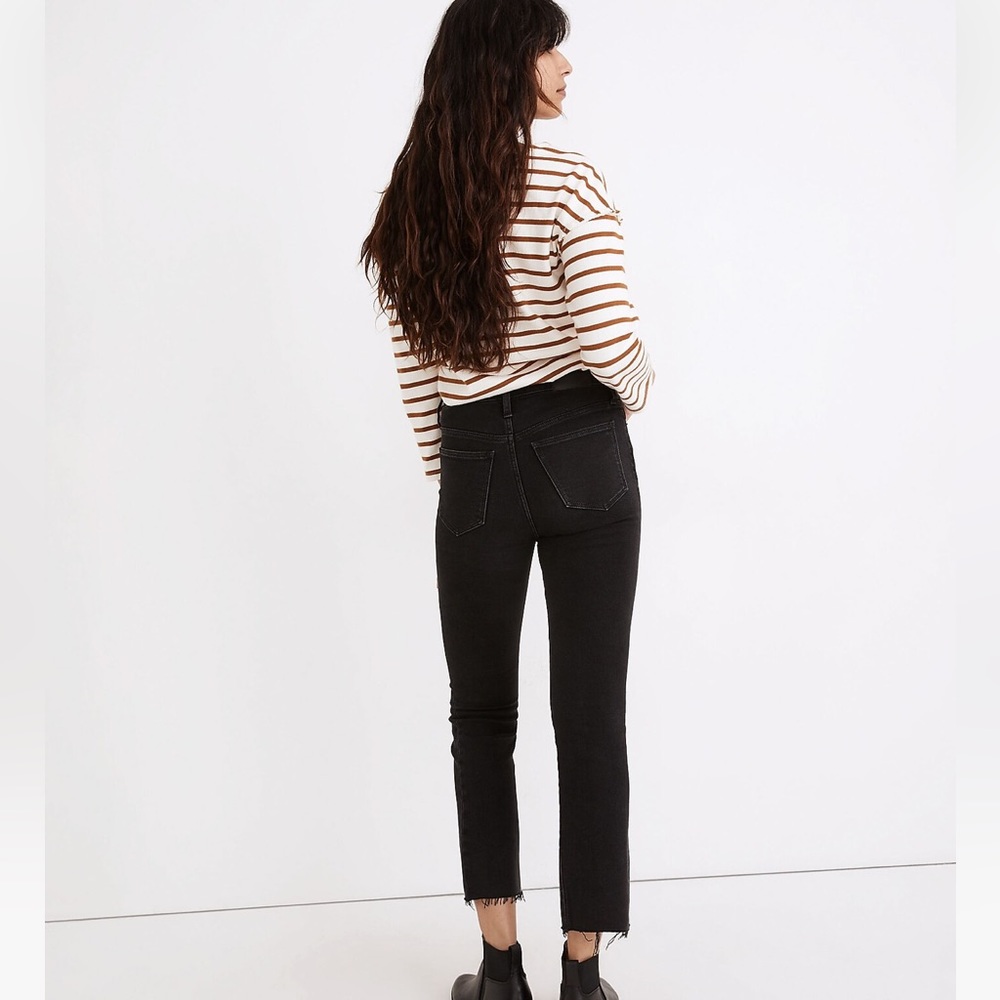 Madewell Petite Cali Demi-Boot Jeans in Edmunds Wash: Raw-Hem Edition - Picture 4 of 7